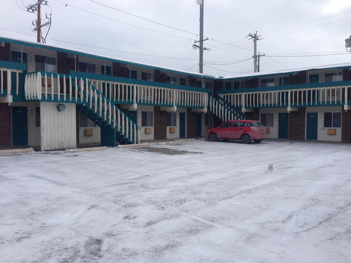 High River Motor Motel Экстерьер фото